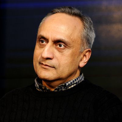 Entrepreneur Manoj Bhargava Launches Electricity-Generating Bicycle