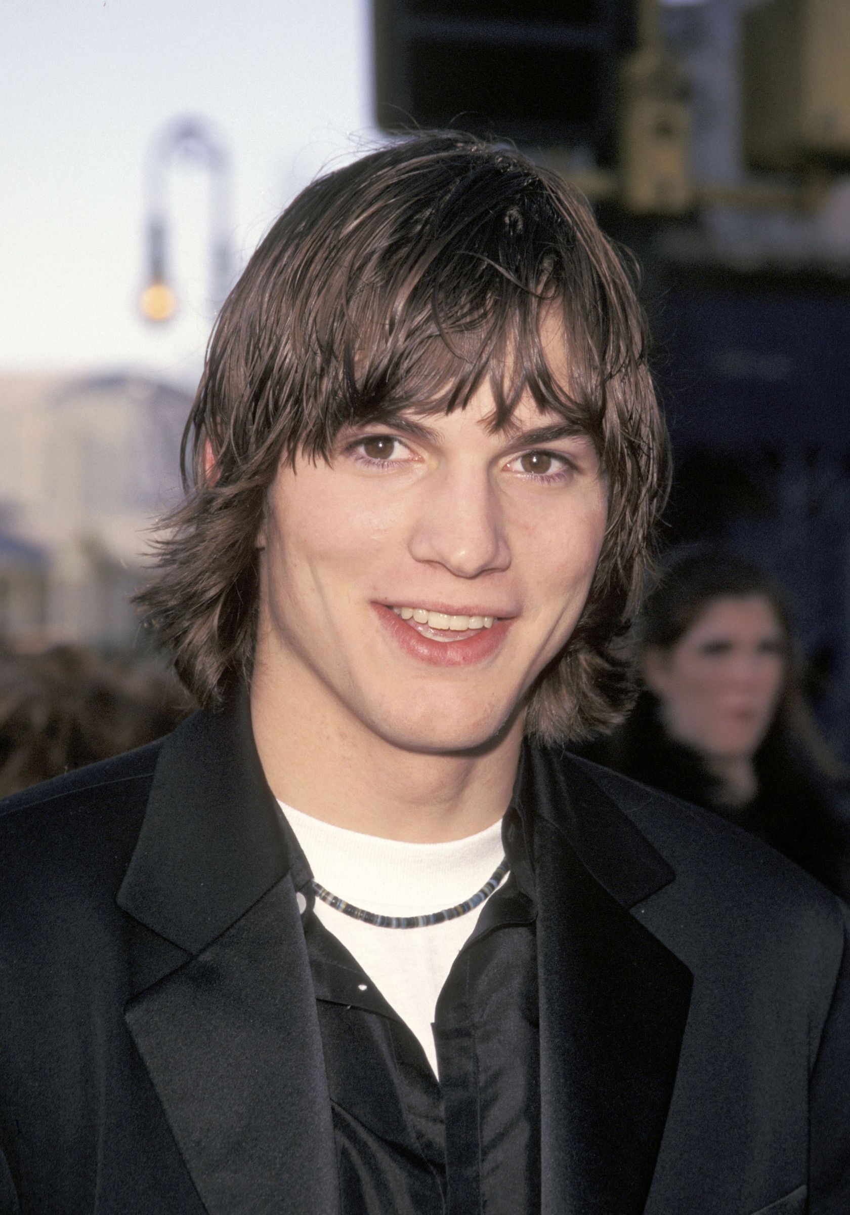 Ashton Kutcher Hairstyles - Food Ideas.