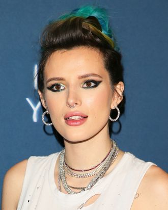 Can Bella Thorne Actually Name Each of Her 19 Cats?