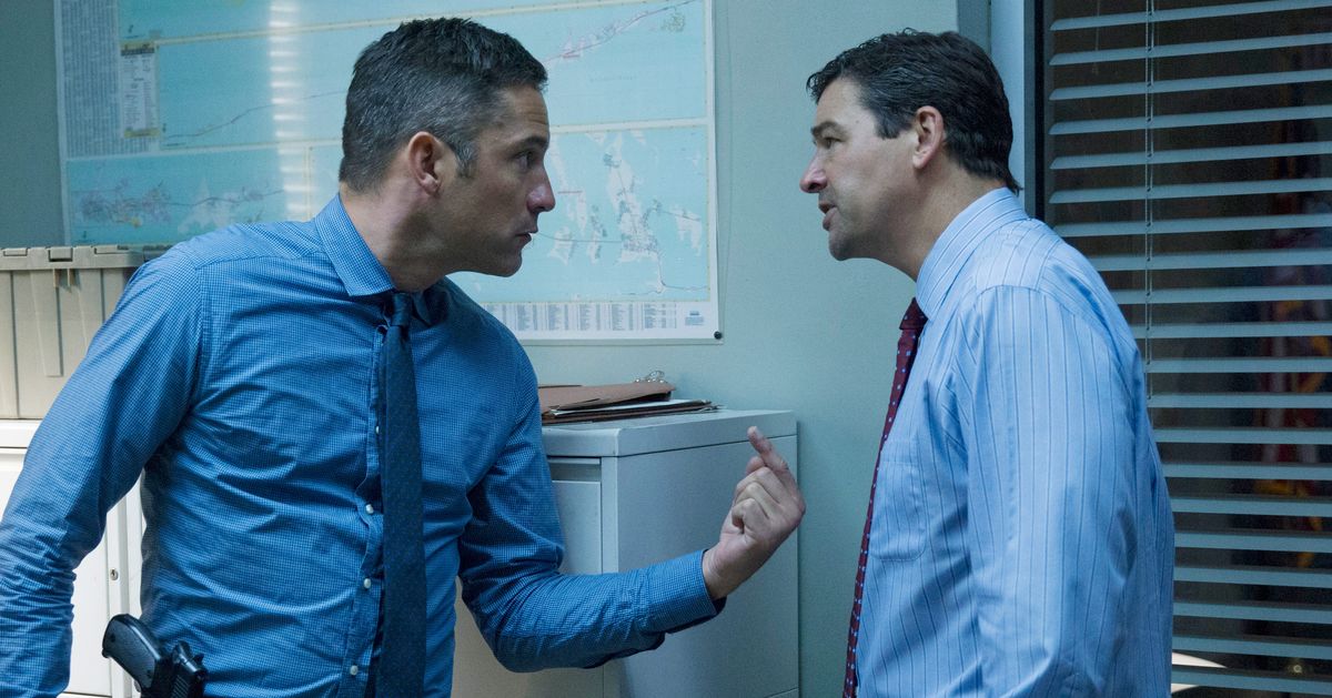 Netflix Renews Bloodline for a Third Season to Further Explore the ...
