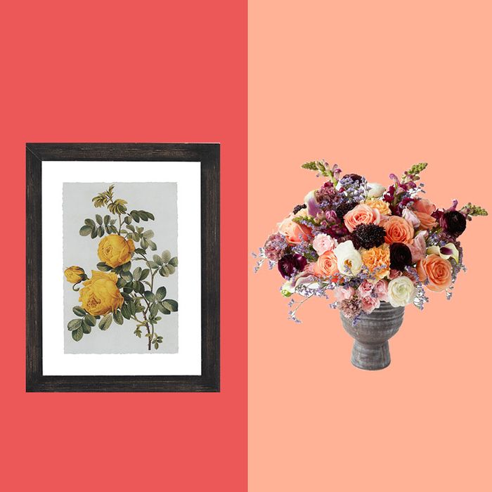 fruit and flowers anniversary gift ideas for him