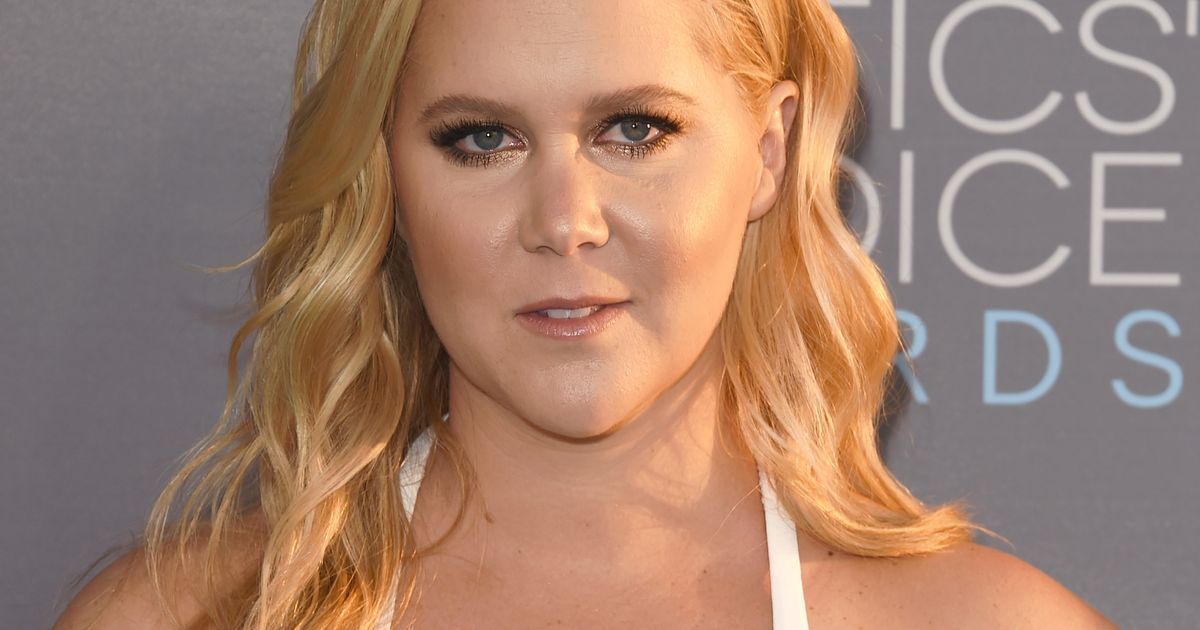 Maybe Think Twice Before Making a Joke About Amy Schumer's Sex Life on  Twitter â€” She's Always Watching