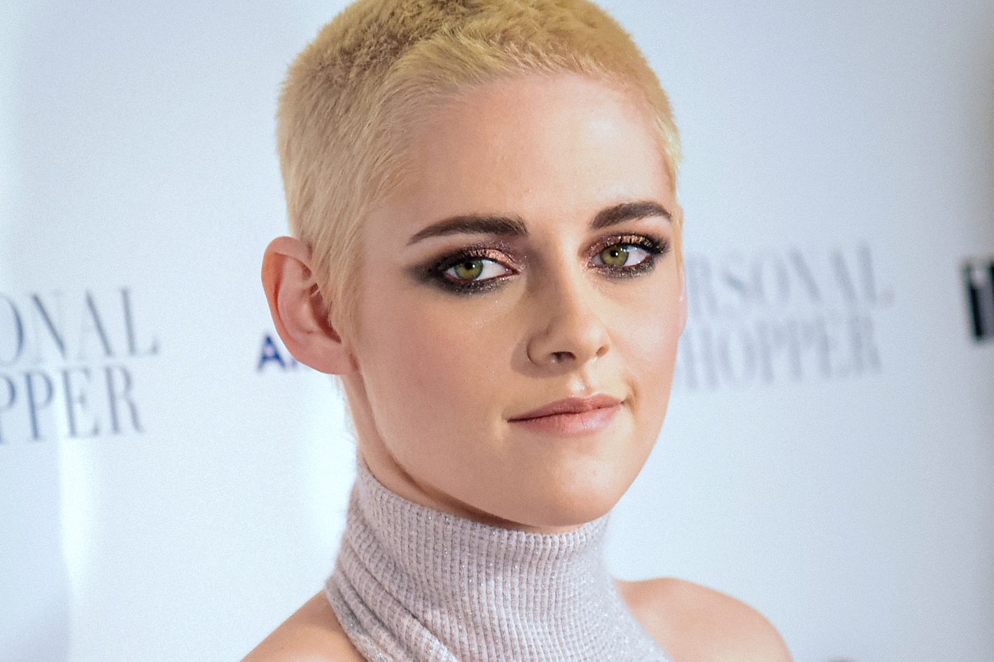 Kristen Stewart Opens Up About Her Close Relationship with Karl Lagerfeld  in New Vanity Fair Profile  Teen Vogue