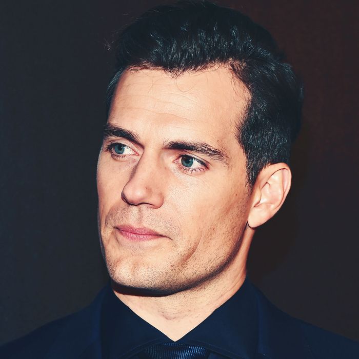 Henry Cavill Won T Flirt In Case He Is Called A Rapist