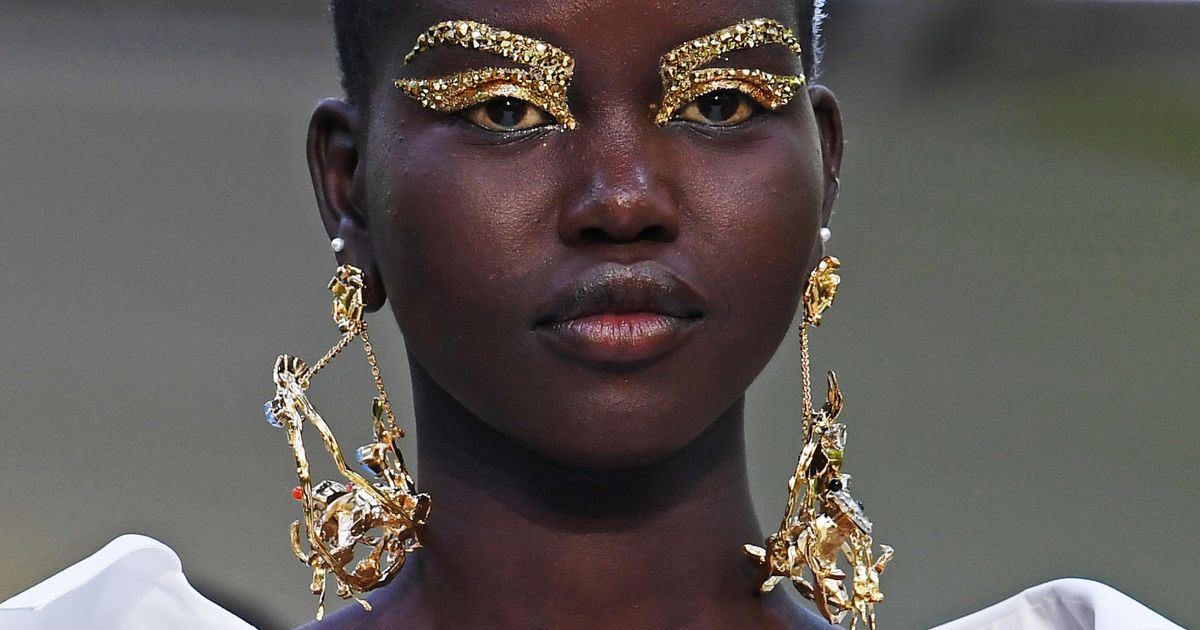 The Makeup at Valentino S/S 2020 Was Like Gold Face Jewelry