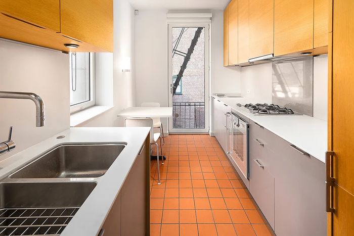 106 Lexington Avenue