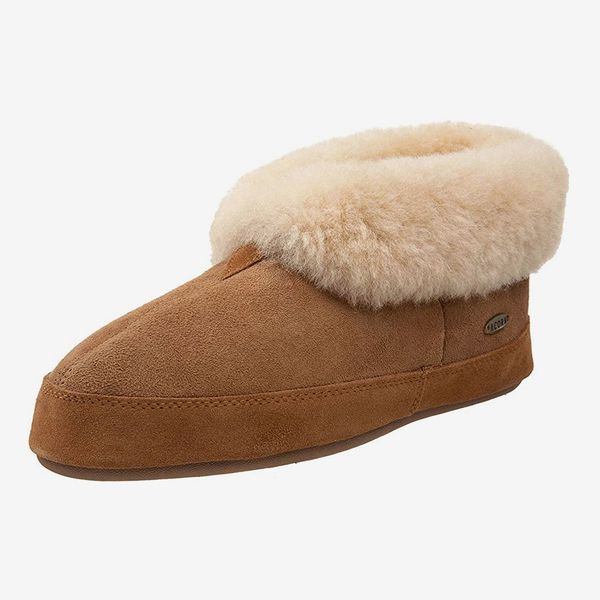 Acorn Men’s Sheepskin Bootie Slippers