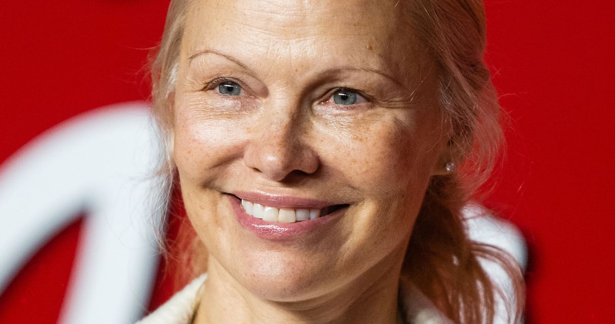 Pamela Anderson Launches Sonsie Skin Without Makeup