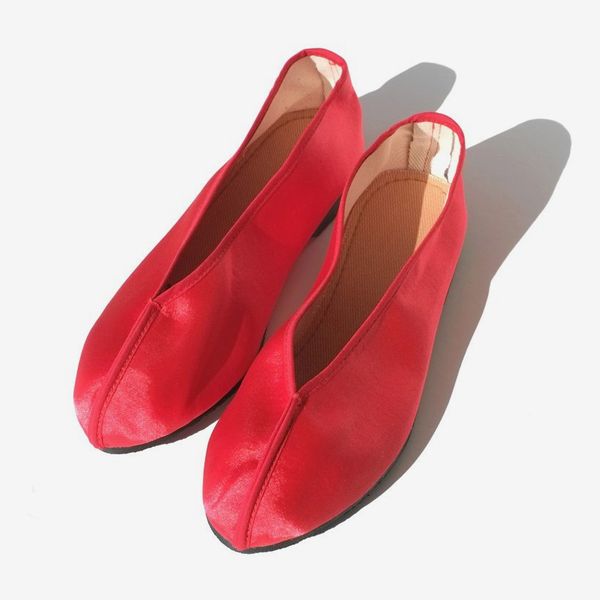women's red house slippers