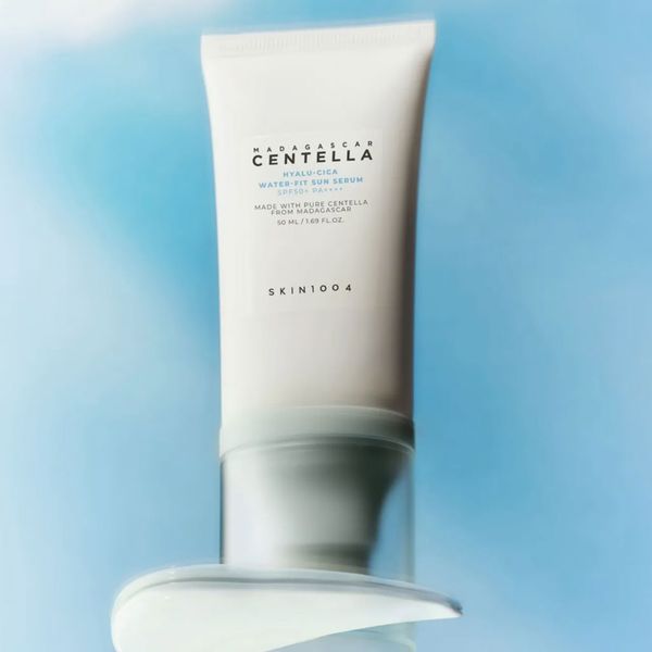 Skin1004 Madagascar Centella Hyalu-Cica Water-Fit Sun Serum