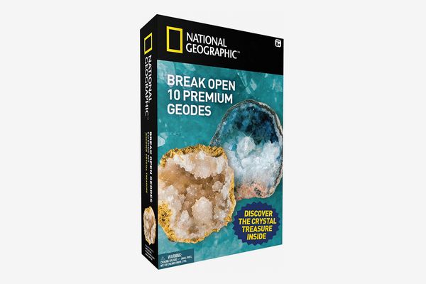 National Geographic: Break Open 10 Geodes