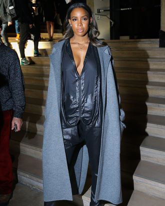 Kelly Rowland at Barbara Bui.