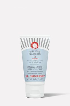 First Aid Beauty Ultra Repair Instant Oatmeal Mask