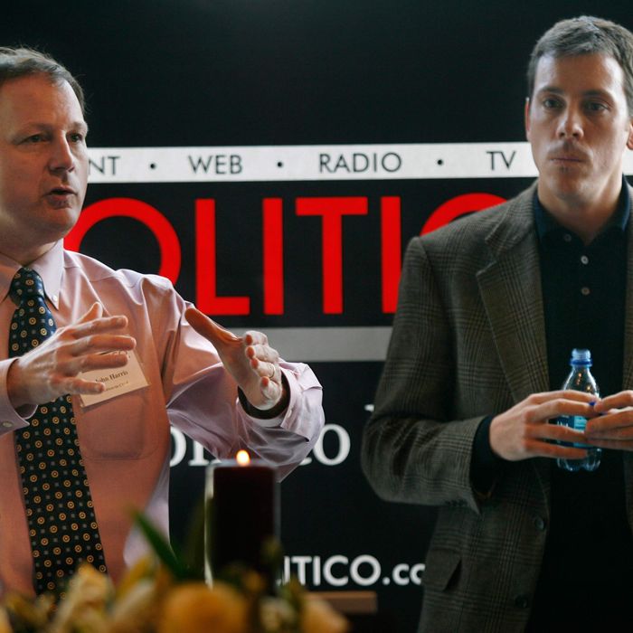 John Harris, left, editor in chief of The Politico, and Jim VandeHei, executive editor of The Politico, speak to advertisers in Arlington, Va., Friday, Jan. 19, 2007. The Politico is a new political newspaper in Washington and also has an online edition at politico.com.