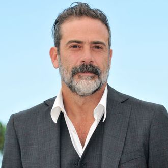 Jeffrey Dean Morgan Joins 'The Walking Dead' As Villain, 49% OFF