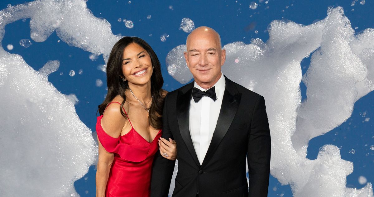 Jeff Bezos and Lauren Sánchez Had a Pre-Wedding Foam Party