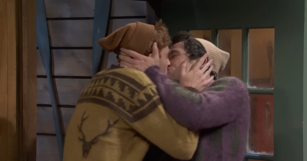 Josh O’Connor Kisses Boys on Saturday Night Live