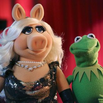 MISS PIGGY, KERMIT THE FROG