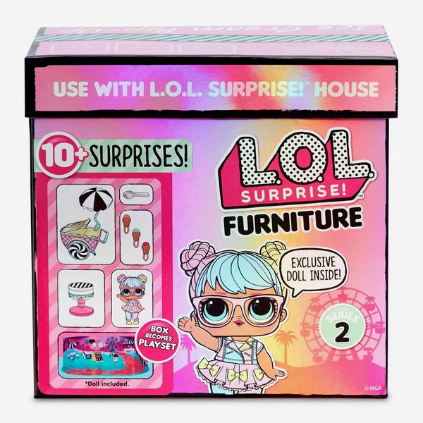 L.O.L. Surprise! Furniture with Exclusive Doll