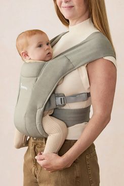 Ergobaby Embrace Newborn Carrier
