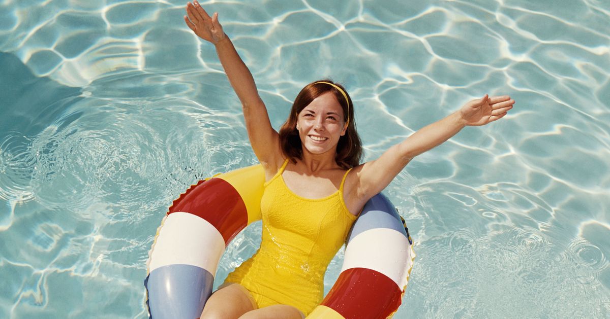 girl on pool float