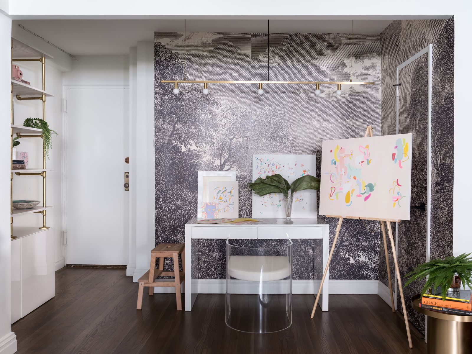 Maximizing And Personalizing A 900 Square Foot Apartment