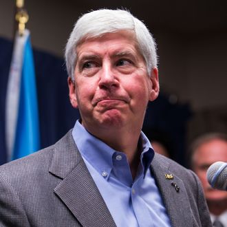 Rick Snyder’s Top Aides Knew Flint’s Water Was Unsafe More Than a Year Ago