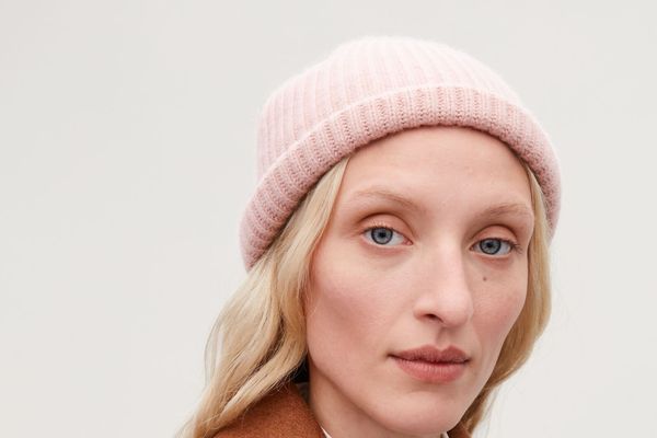 COS Ribbed Cashmere Hat, Rose Pink