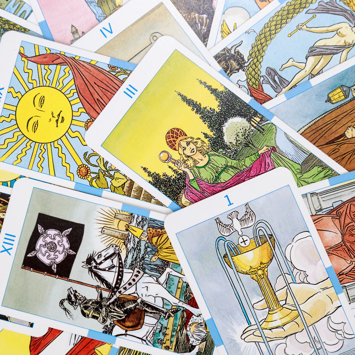 Annotated Tarot Cards: Regular Sized, Over Sized and Free Poster!