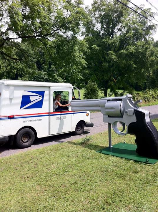 New Jersey Man Builds Giant Gun Mailbox for Freedom, Attention