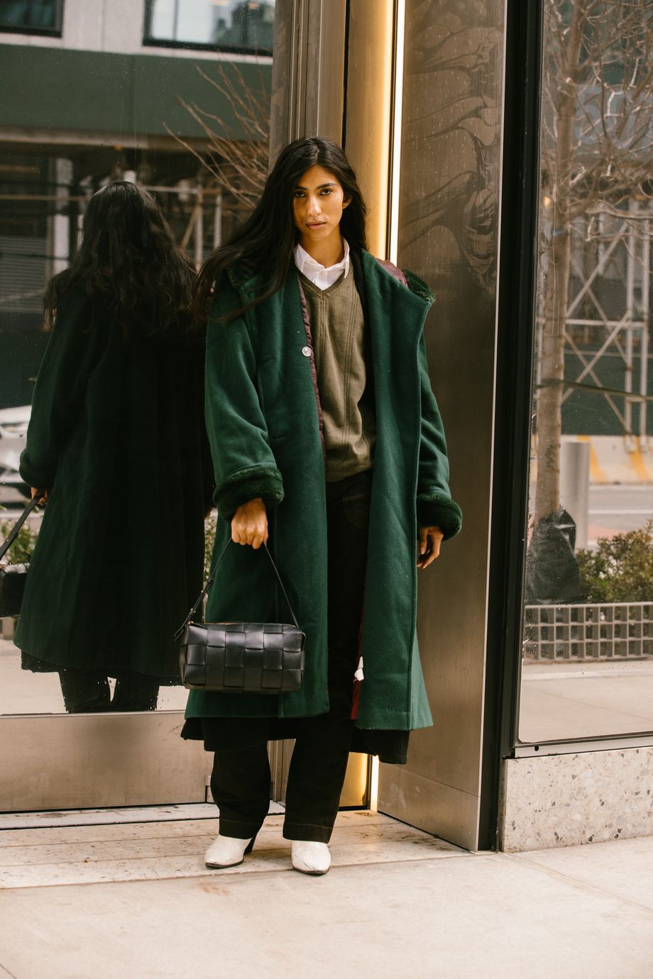 Woman with pink fur coat and brown Louis Vuitton bag before John Richmond  fashion show, Milan Fashion Week street style – Stock Editorial Photo ©  AndreaA. #272372864