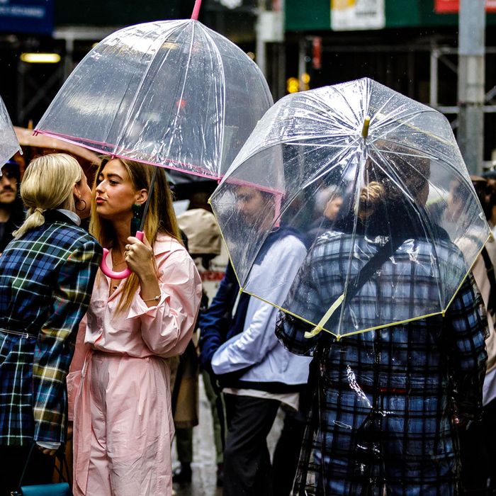 totes Womens Clear Bubble Umbrella 