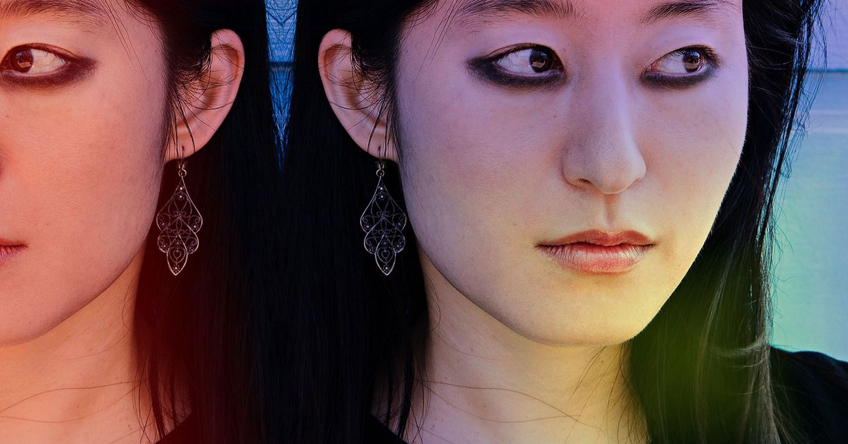 Why I Always Wear Black Eyeshadow