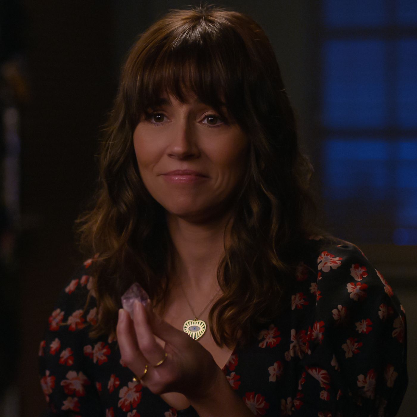 Interview: Linda Cardellini on 'Dead to Me' Season 3 Finale