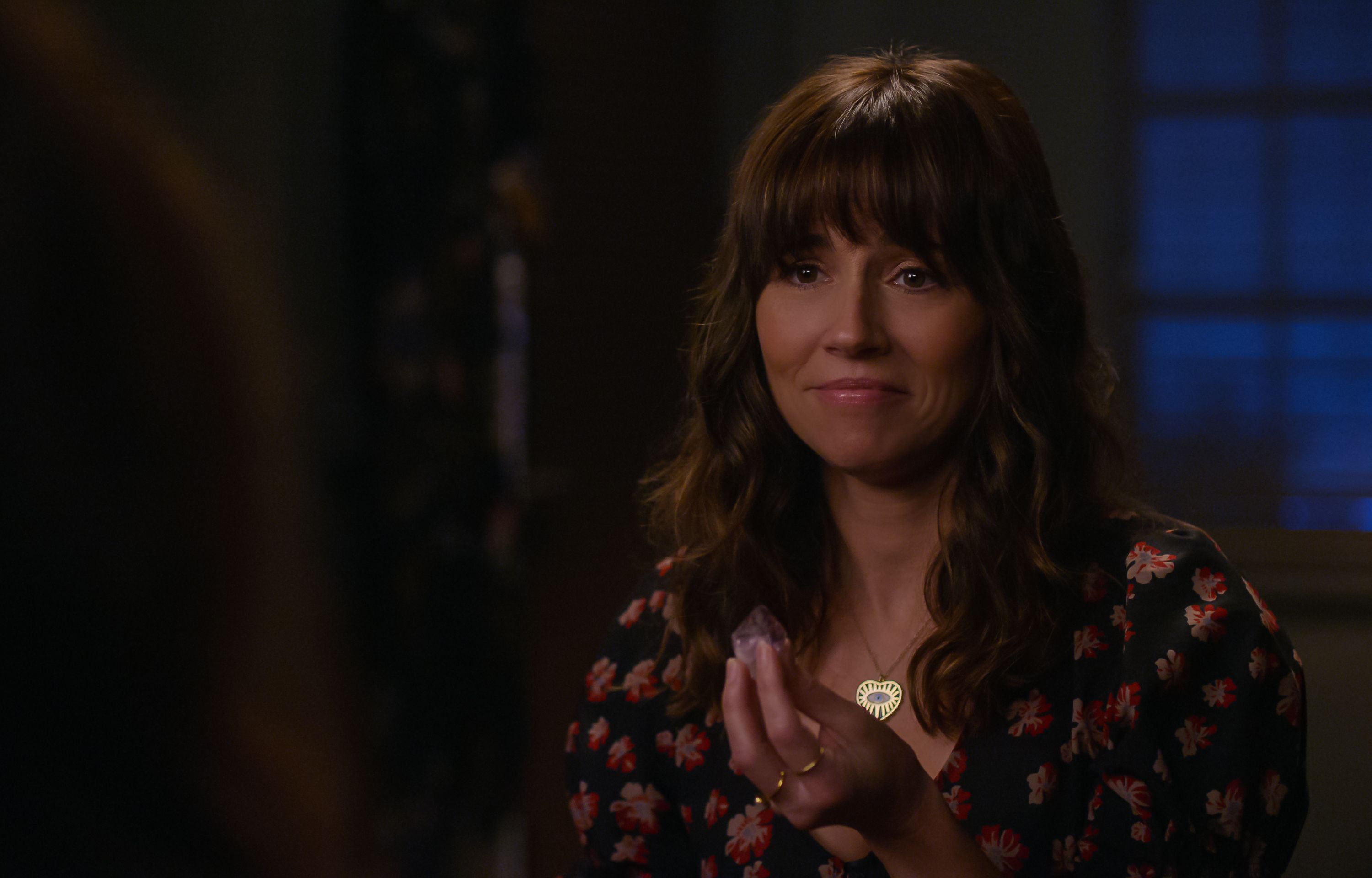 Interview: Linda Cardellini on 'Dead to Me' Season 3 Finale