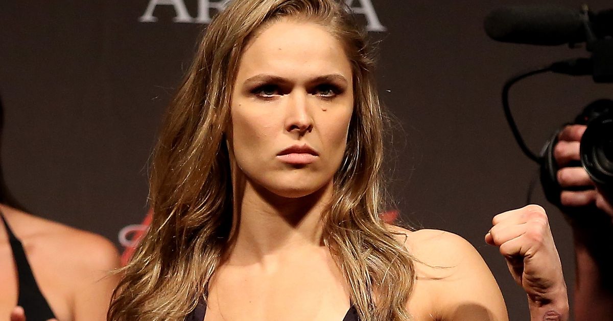 Ronda Rousey Proves She’d Be a Stellar Captain Marvel With Fan-Made ...