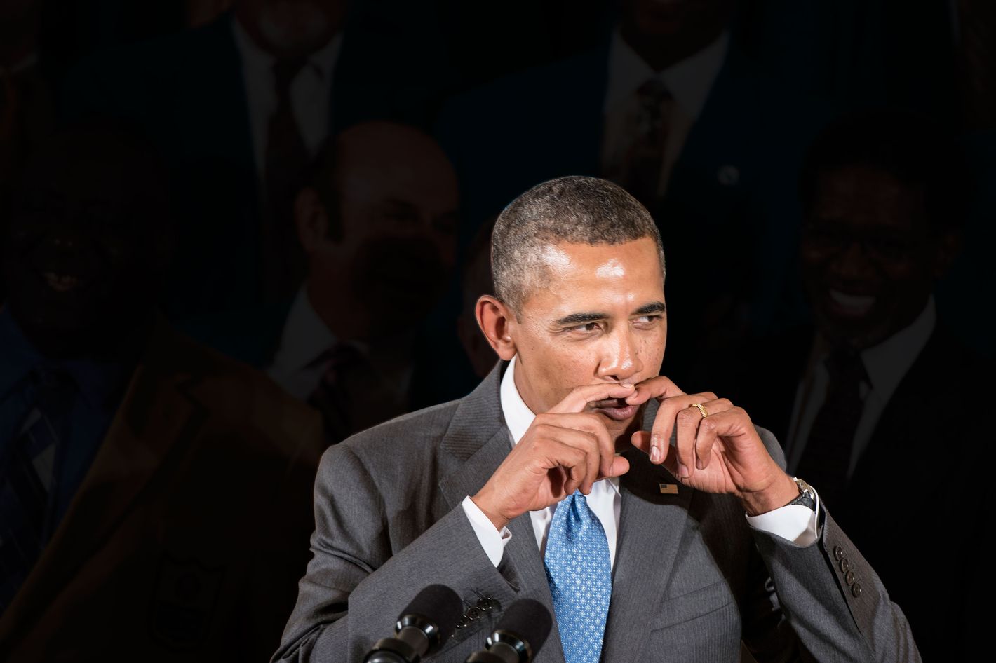 President Obama meets with 1972 Dolphins - All Photos 