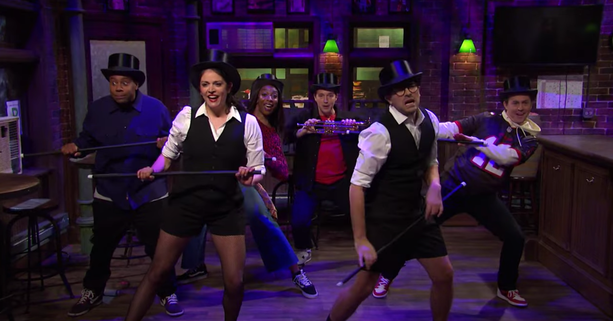 [WATCH] Dan Levy and Cecily Strong Do Football Song on SNL