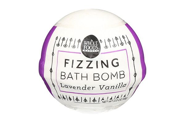 Whole Foods Market, Lavender Vanilla Fizzing Bath Bomb, 2.3 oz