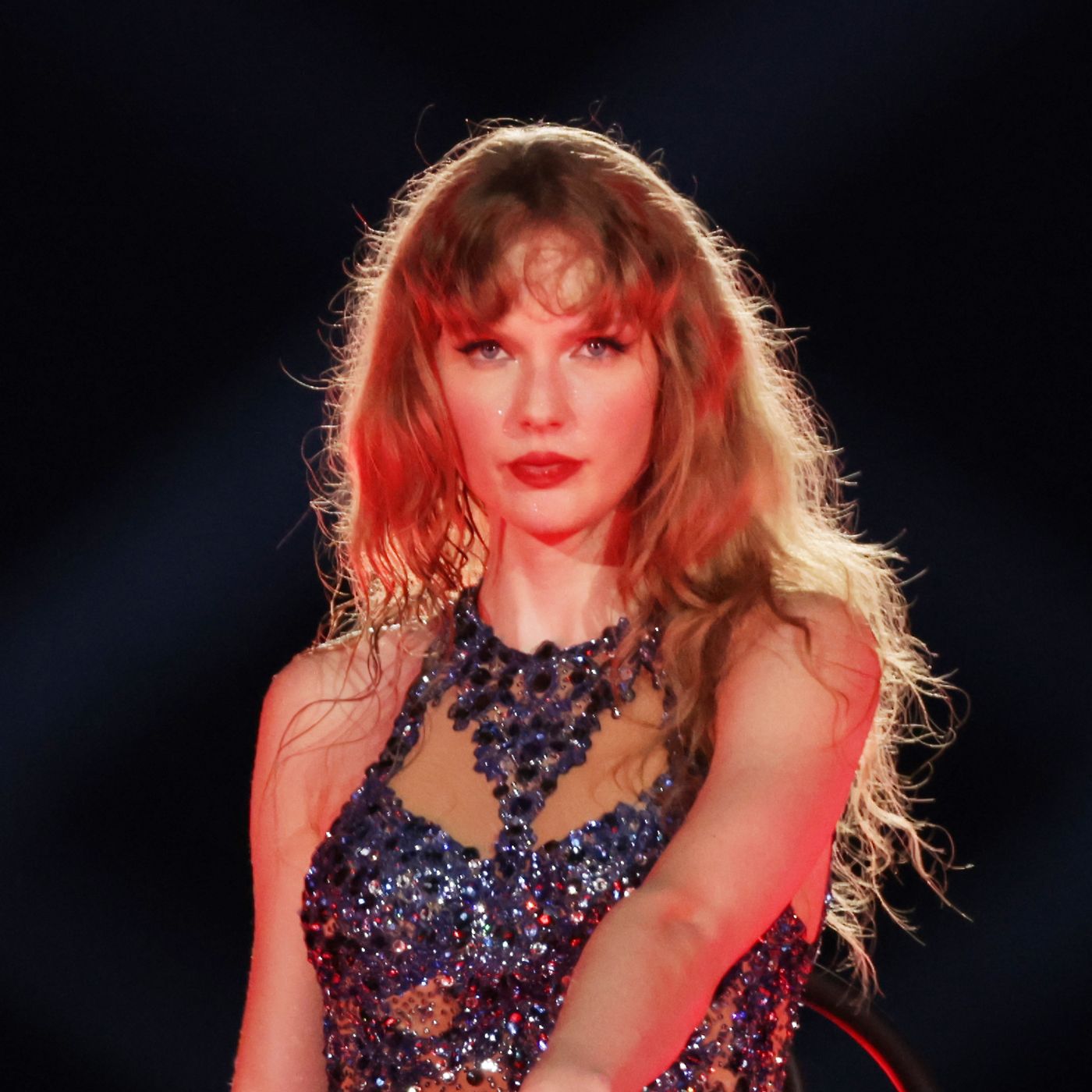 Taylor Swift Officially Becomes a Billionaire