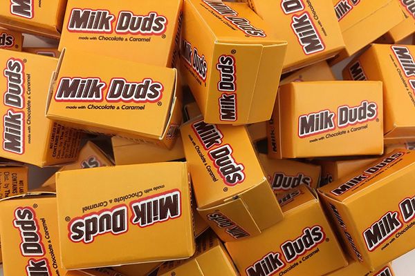 Milk Duds Candy, Caramel in Milk Chocolate, Snack-Size Boxes (Pack of 2 Pounds)