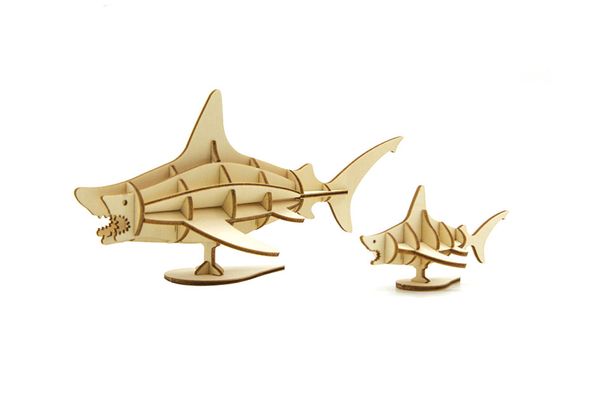 IncrediBuilds: Great White Sharks 3D Wood Model