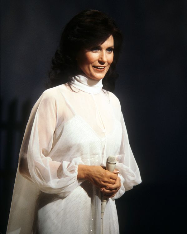 Fc0587a3baba98da8ce11f789b10e942a5 Loretta Lynn Obit.rvertical.w600 