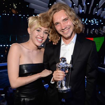 INGLEWOOD, CA - AUGUST 24: Miley Cyrus and Jesse attend the 2014 MTV Video Music Awards at The Forum on August 24, 2014 in Inglewood, California. (Photo by Kevin Mazur/MTV1415/WireImage)