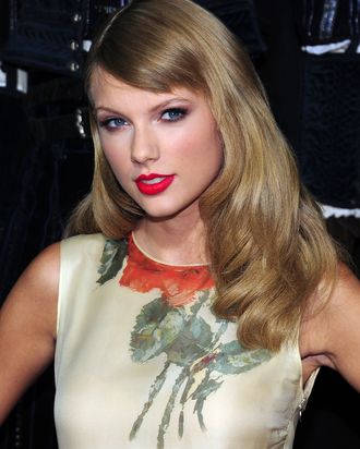 taylor swift the giver premiere