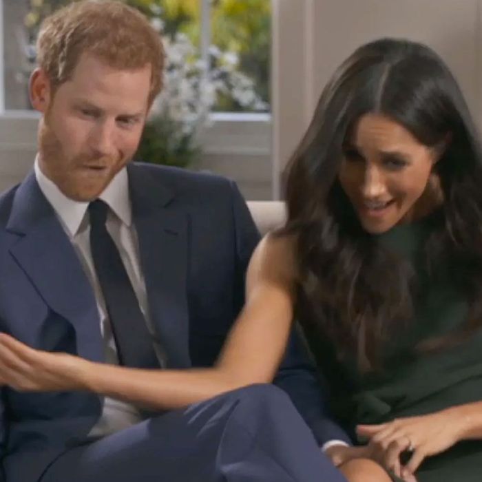 Prince Diceplyn Sex Vidios - Meghan Markle, Prince Harry in BBC Behind-the-Scenes Video