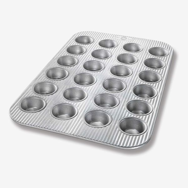 USA Pan Bakeware Muffin Pan
