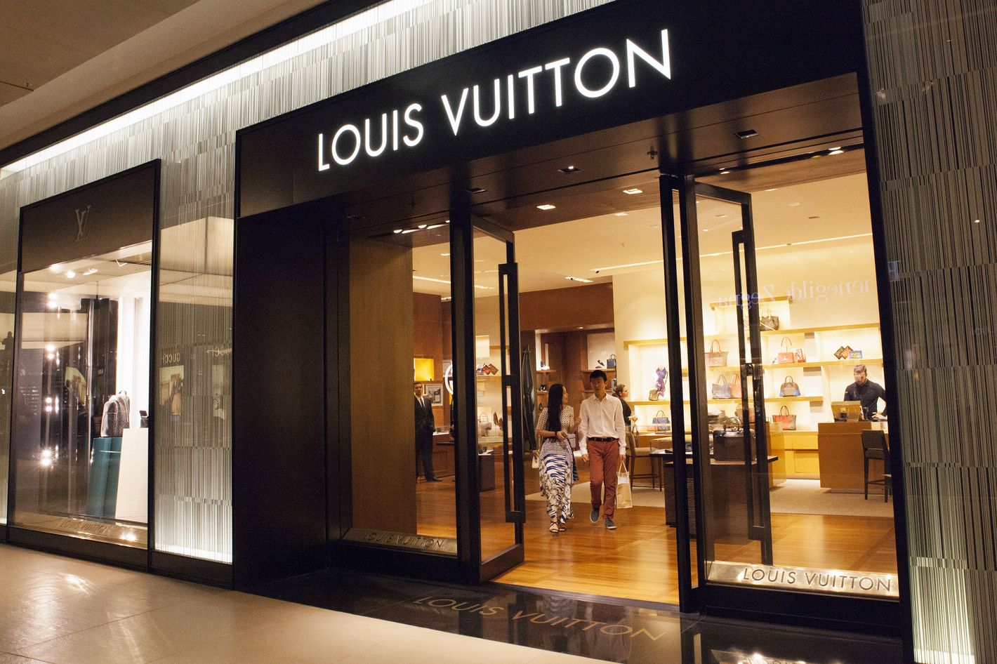 First Ever Louis Vuitton Store Opened In Peru - Luxferity Magazine
