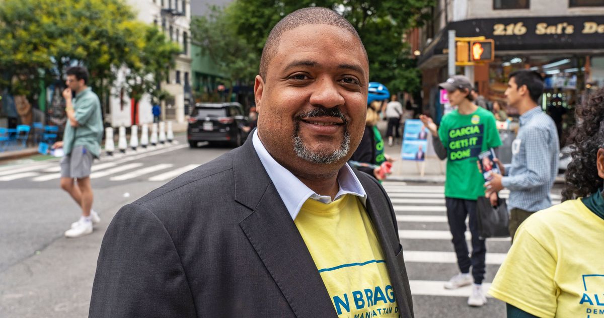 Alvin bragg political party