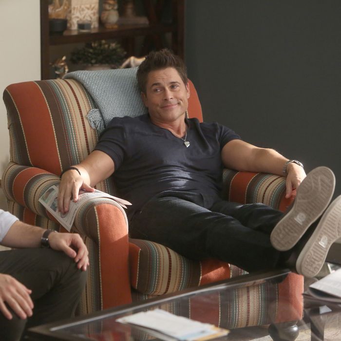 THE GRINDER: L-R: Fred Savage and Rob Lowe in the